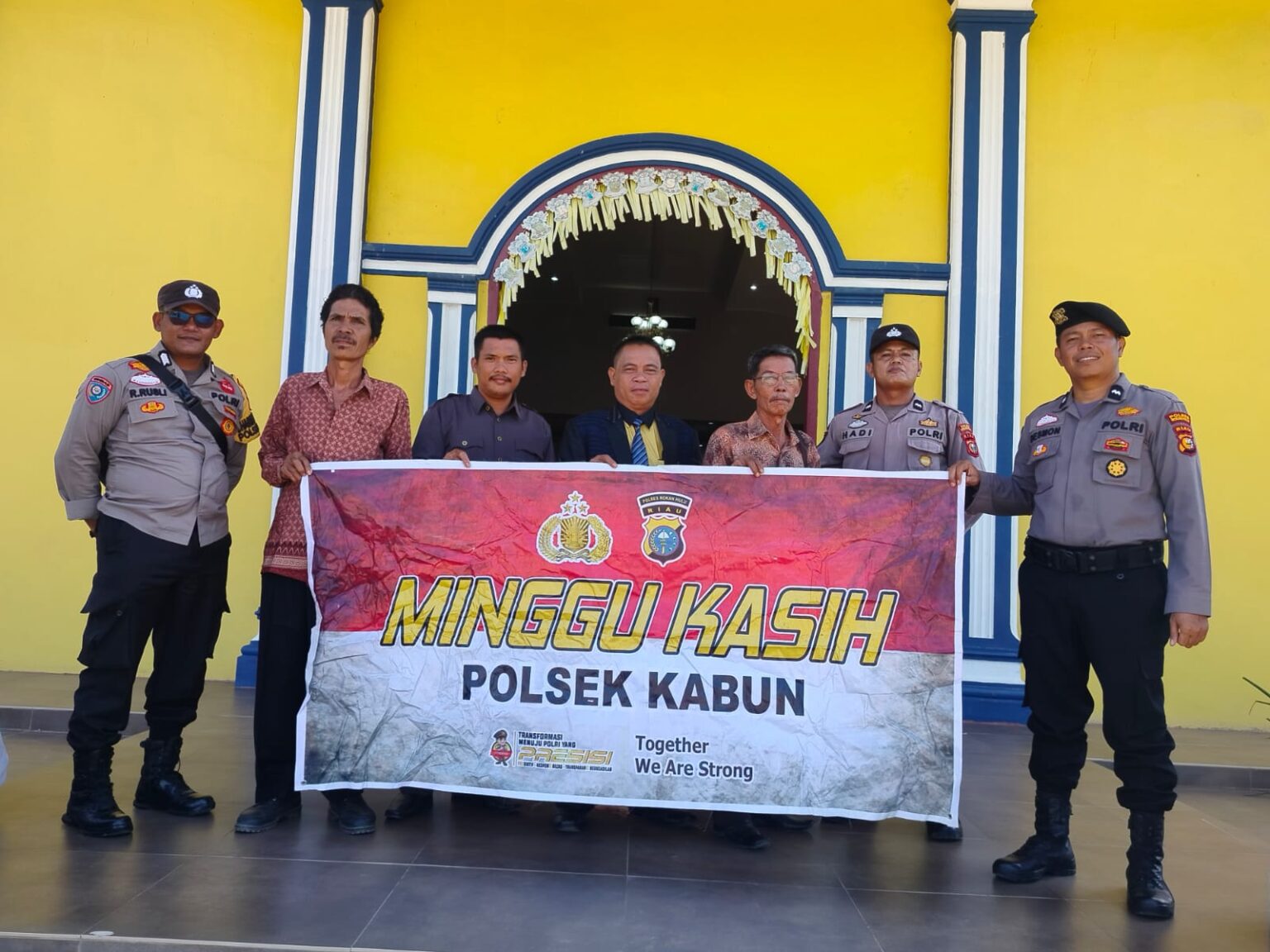 Polsek Kabun Gelar Patroli Minggu Kasih, Beri Rasa Aman Warga yang Beribadah dan Beraktivitas